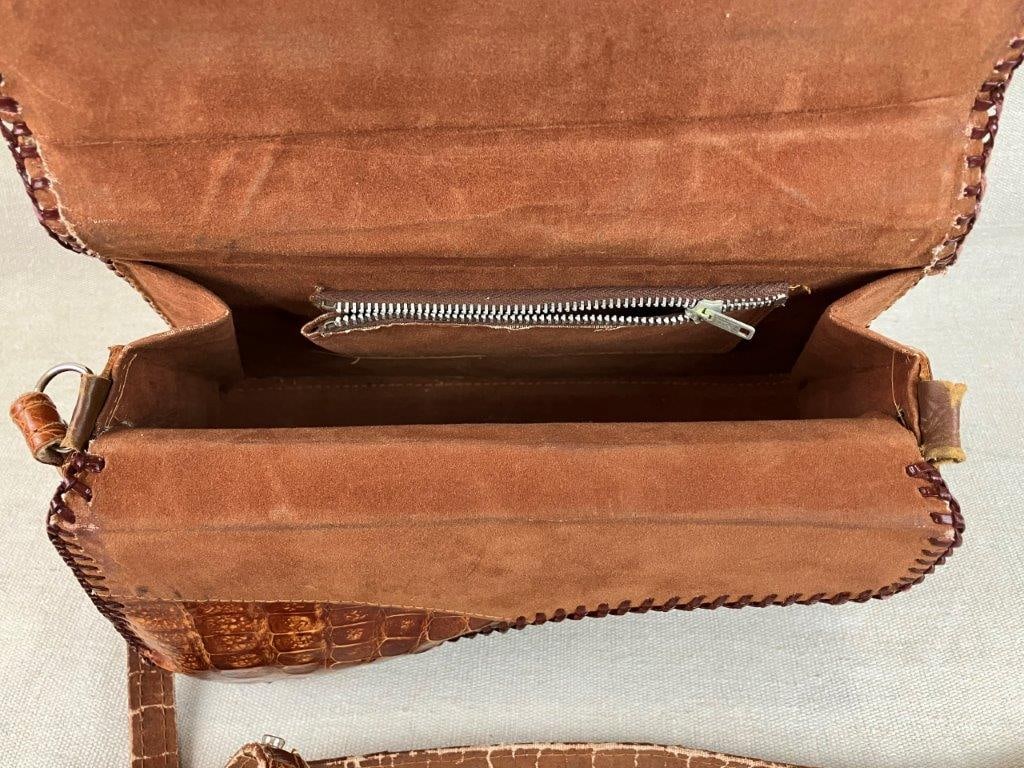 Vintage S & S Alligator Taxidermy Purse - 9