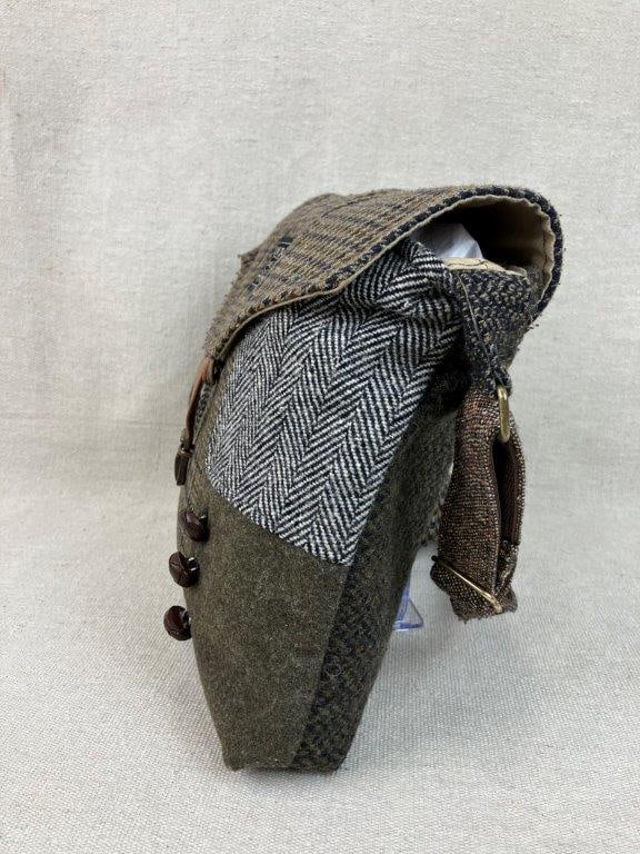 Finnigan Patchwork Messenger Bag - 4