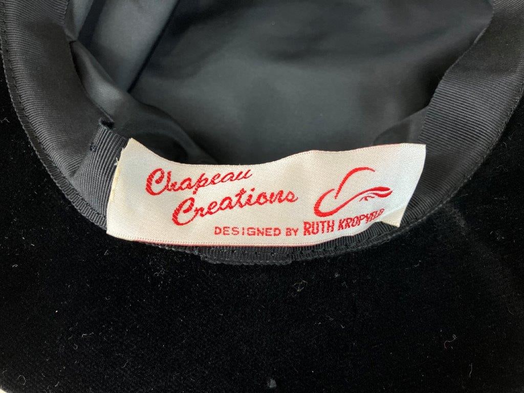 Vintage Ruth Kropveld Chapeau Creations Black Velvet Hat - 7