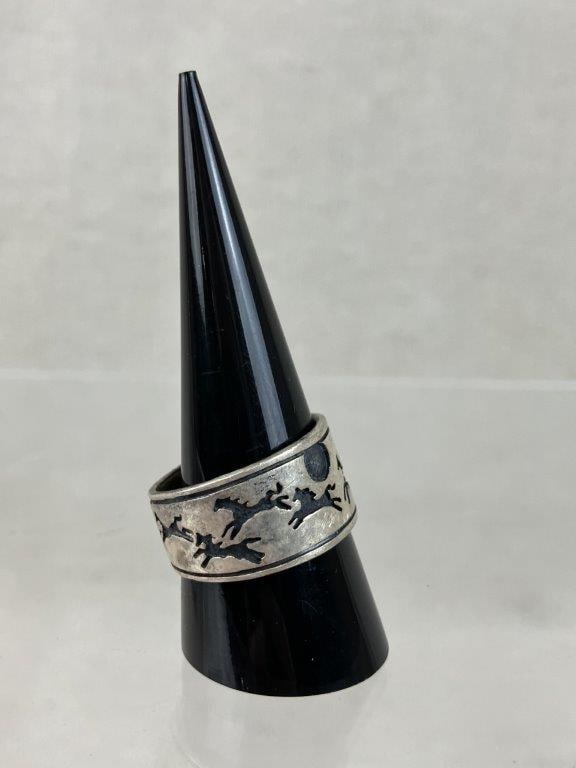 Native American Sterling Silver Running Horse Ring - 3