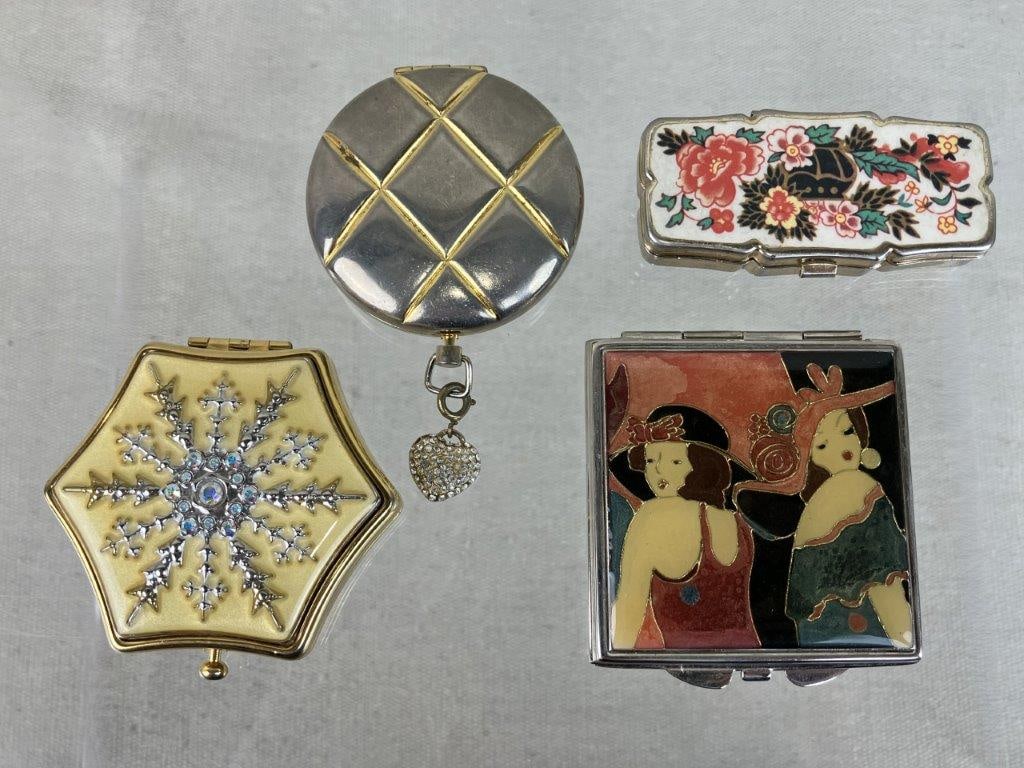 Four Vintage Compacts (1 of 13)