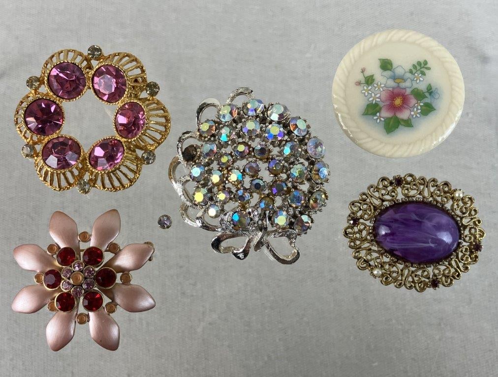 Collection of Purple and Pink Gemstone Jewelry - 15
