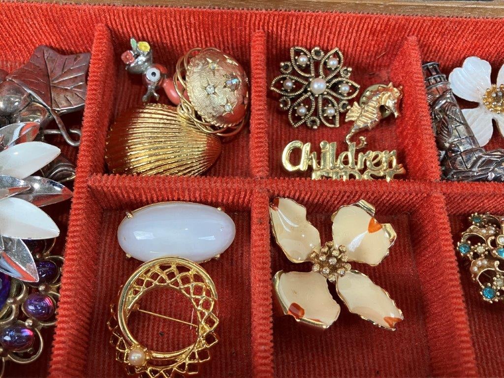 Assortment of Vintage Brooches with Ship Themed Jewelry Box - 5