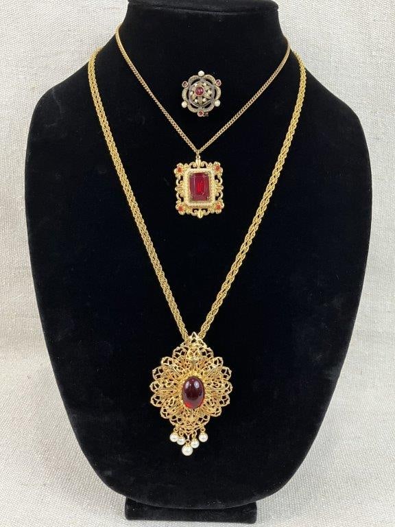 Assortment of Vintage Red and Gold-tone Jewelry - 2