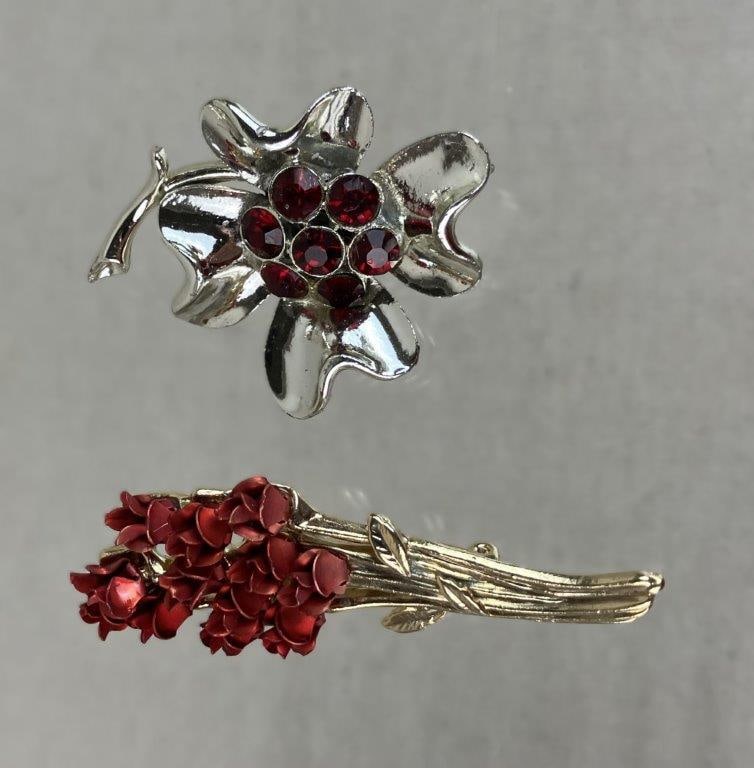 Scarlet Costume Jewelry Assortment - 2