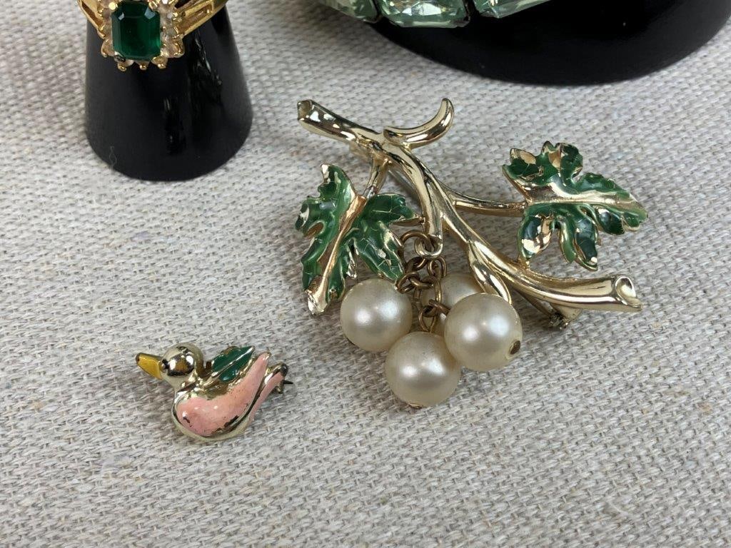 Green and Gold-toned Jewelry Assortment Including Hobe - 12