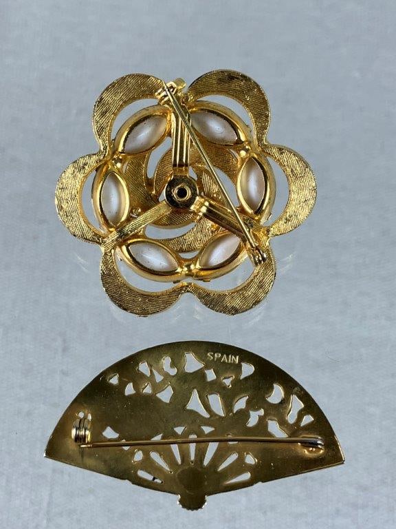 Assortment of Gold and Dark-tone Jewelry - 10