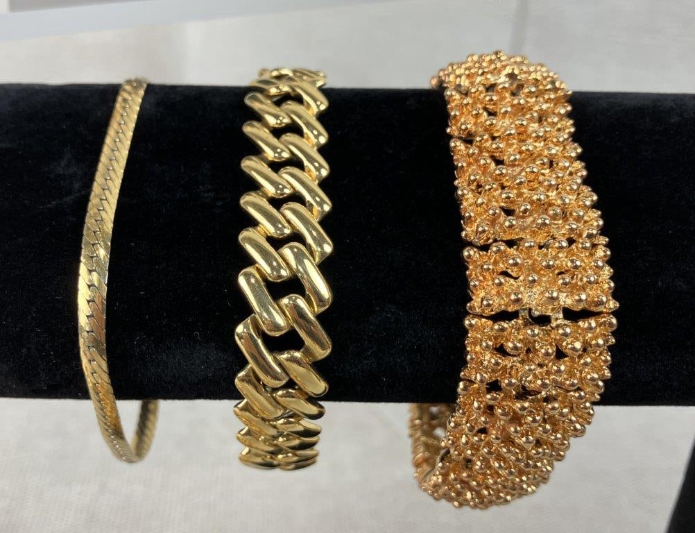 Gold Tone Jewelry Assortment Including Florenza - 2