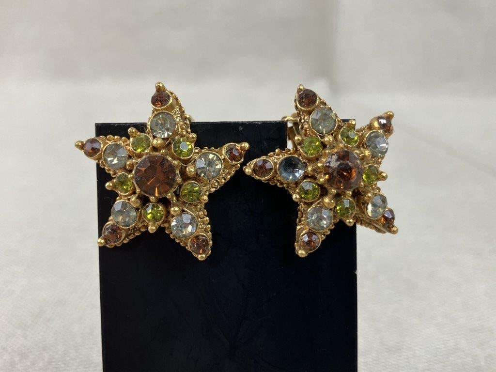 Gold Tone Jewelry Assortment Including Florenza - 7