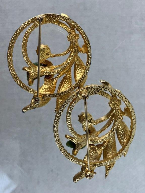 Vintage Costume Jewelry Assortment in Green Tones - 16