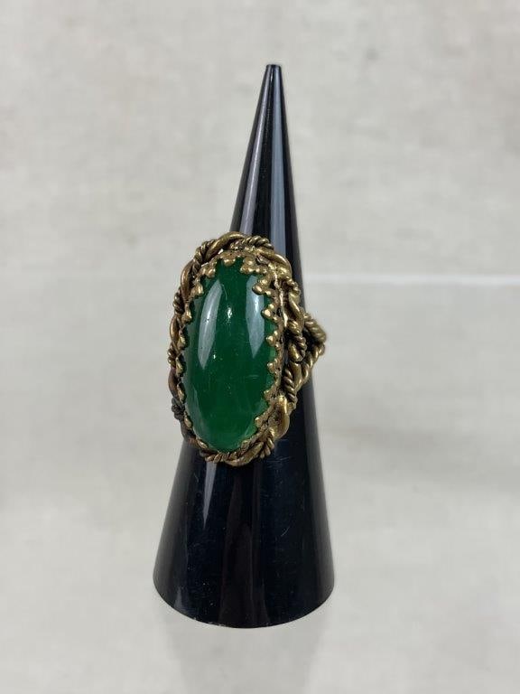 Vintage Costume Jewelry Assortment in Green Tones - 8