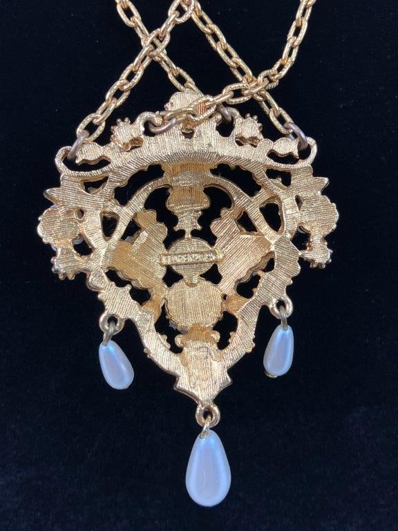 Florenza Gold-tone Necklace with Faux Pearls - 3