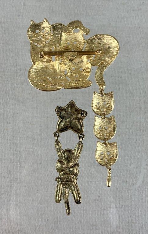 Gold-Tone Cat Brooches - 5