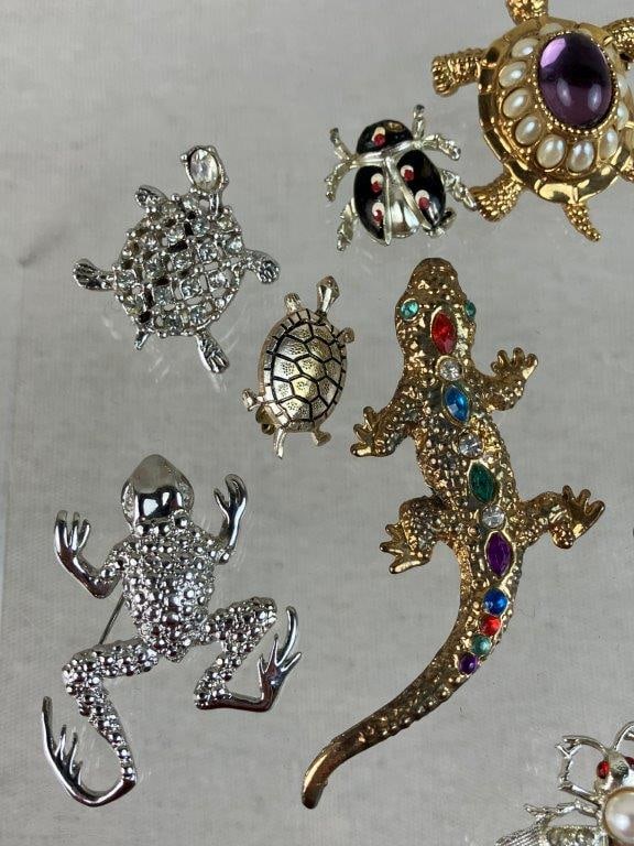 Collection of Reptile and Insect Brooches - 3
