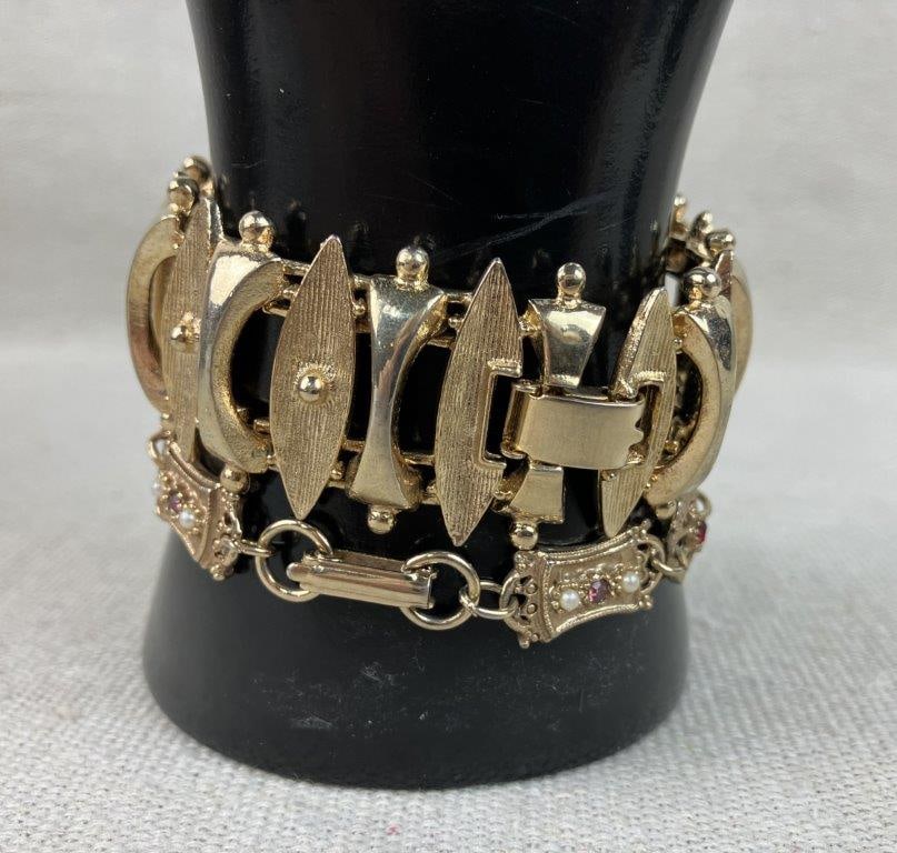 Costume Jewelry Assortment Including Trifari and Sarah Coventry - 6