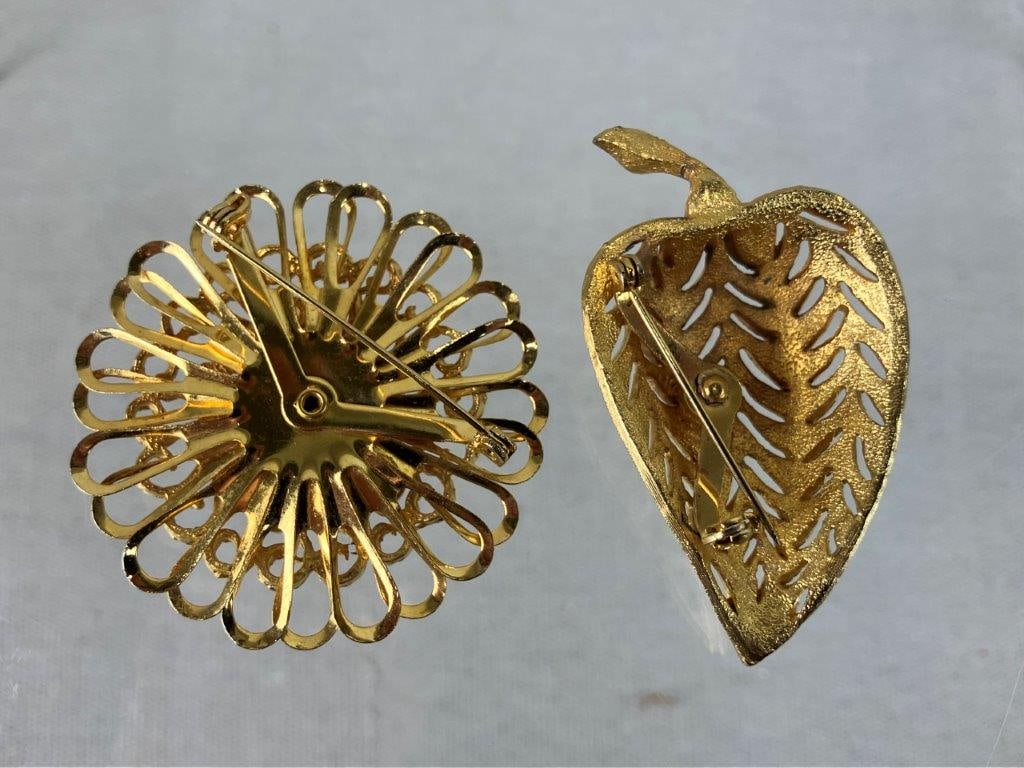 Gold Tone Vintage Costume Jewelry Assortment - 12