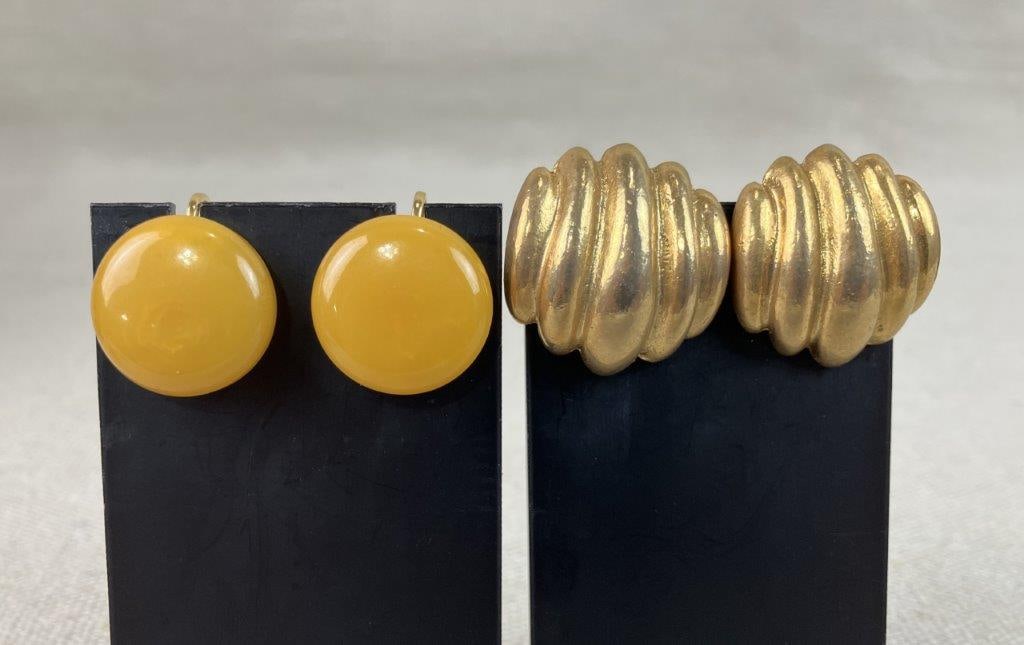 Gold Tone Vintage Costume Jewelry Assortment - 2