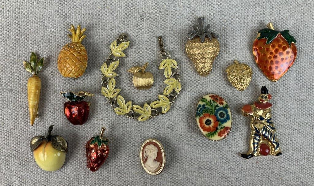 Assortment of Gold-Tone Brooches with Bracelet - 3