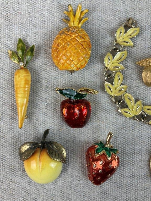 Assortment of Gold-Tone Brooches with Bracelet - 4