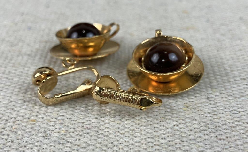 Assortment of Vintage Gold-tone Jewelry - 8