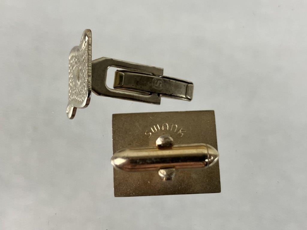 Vintage Men's Gold-Tone Cufflink Collection - 9