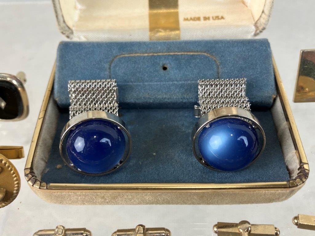 Men's Vintage Cufflinks and Tie Clips - 8