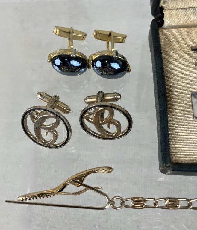 Assortment of Vintage Gold-tone Cufflinks and Tie Clips - 4