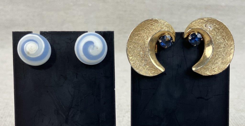 Blue and Gold-tone Jewelry Assortment Including Trifari and Sarah Coventry - 9