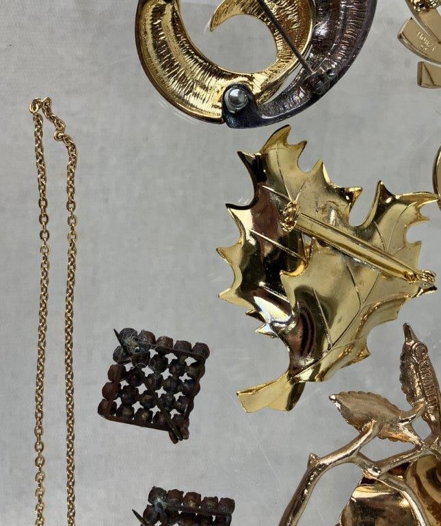 Assortment of Gold-tone Brooches Including Sarah Coventry and Monet - 10