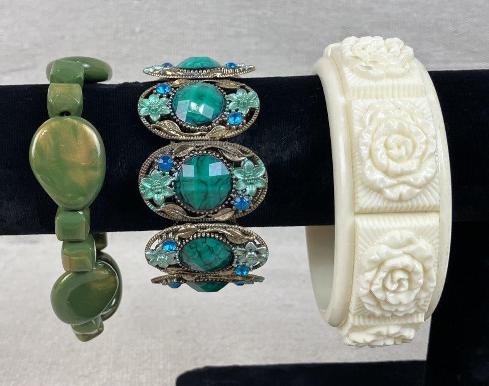 Vintage Costume Jewelry Including Sarah Coventry - 4