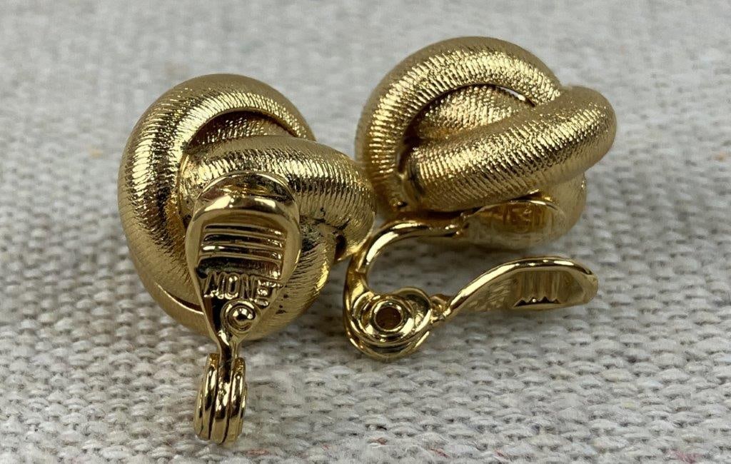 Vintage Gold-Tone Jewelry Assortment Including Sarah Coventry and Monet - 17