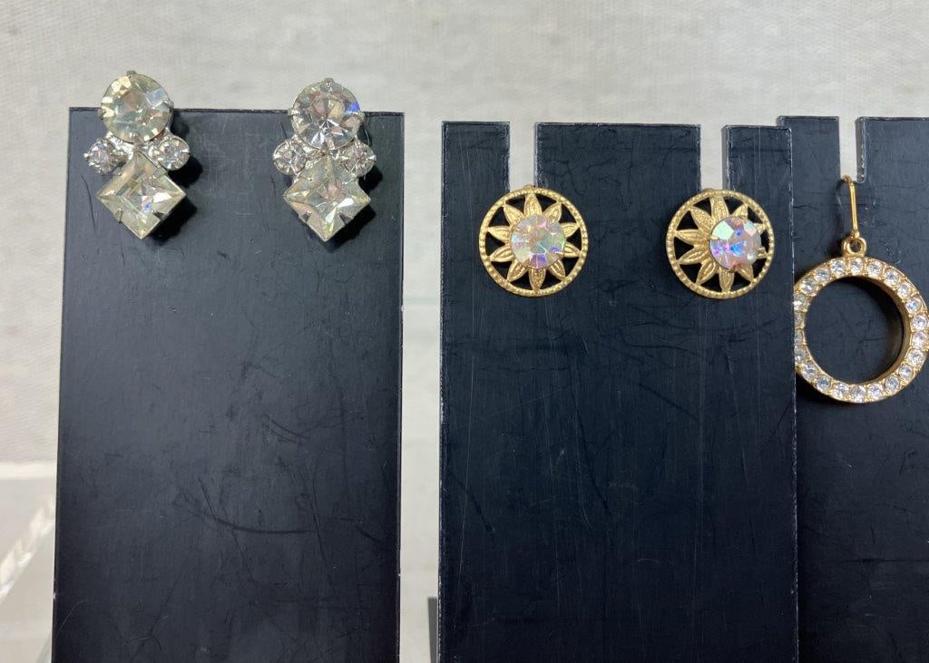 Vintage Rhinestone Jewelry Assortment - 4