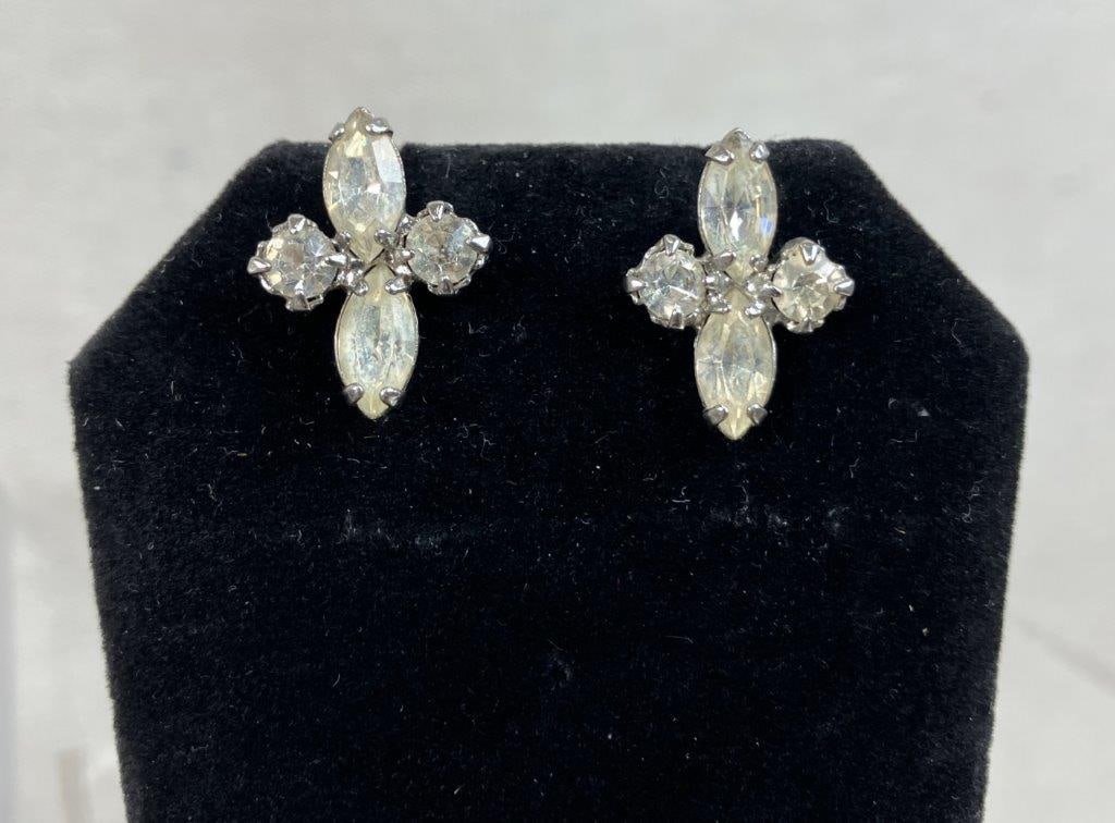 Vintage Rhinestone Jewelry Assortment - 7