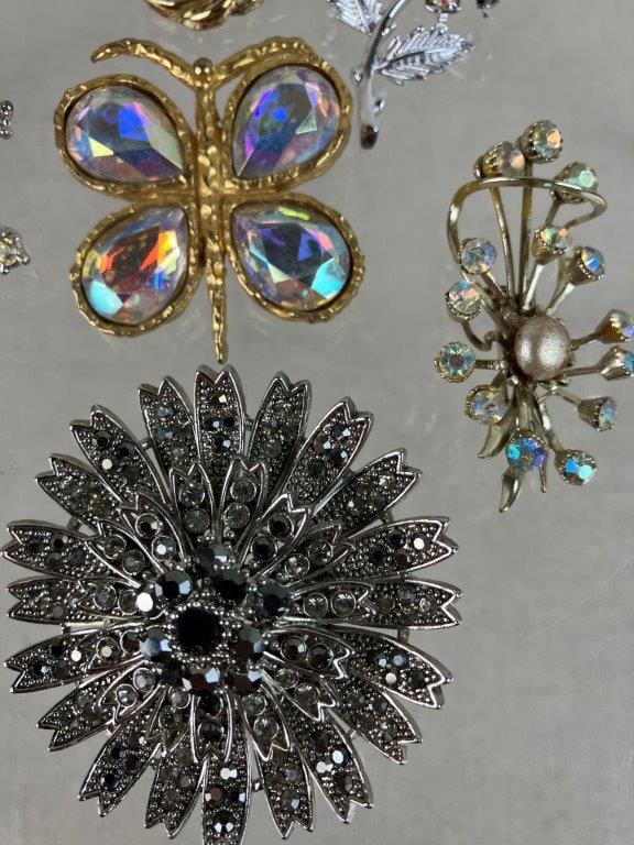 Assortment of Gold and Silver-tone Brooches Including Sarah Coventry - 2