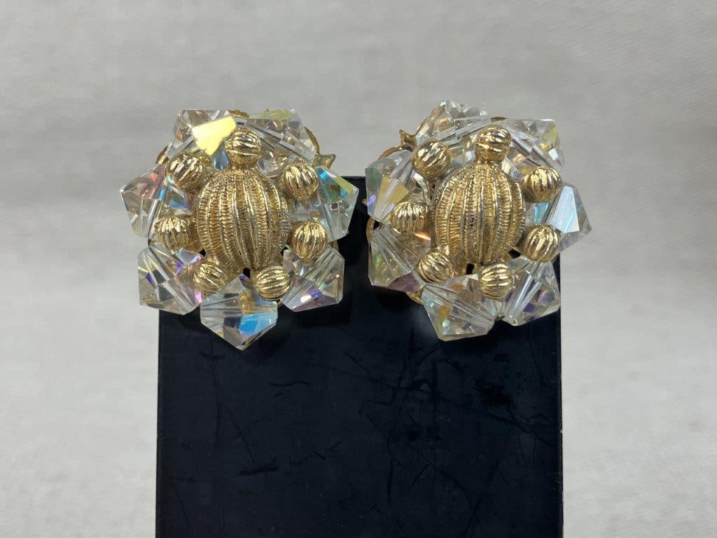 Assortment of Vintage Gold-tone Jewelry - 4