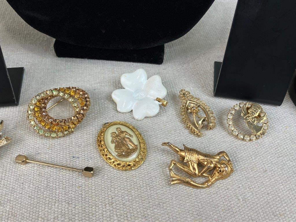 Gold-Tone Costume Jewelry Assortment - 9