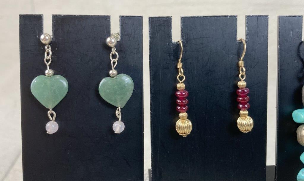 Eight Pairs of Earrings Including Precious Metals and Gemstones - 4