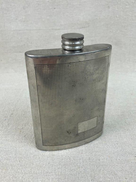 Sheffield Silverplate Flask (1 of 7)