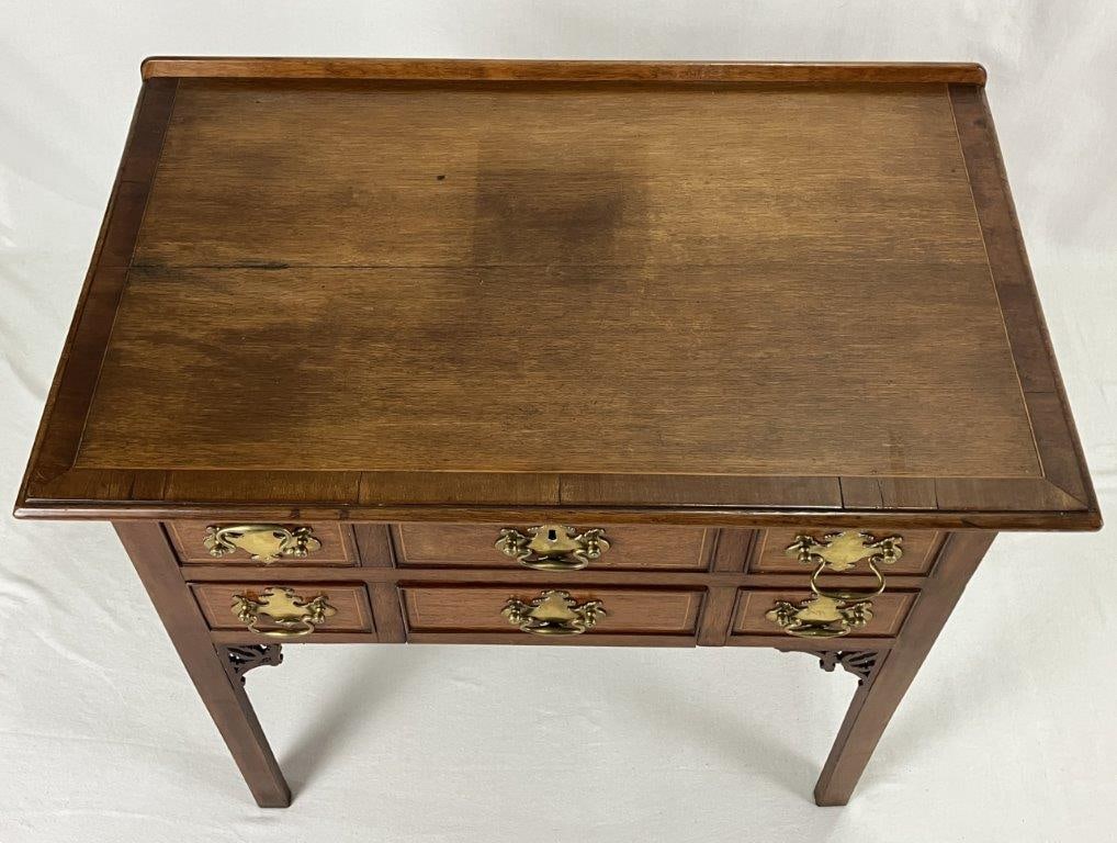 Fine Georgian Dressing Table - 2
