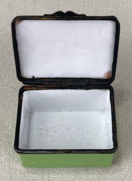 Antique French Enamel Snuff Box - 3