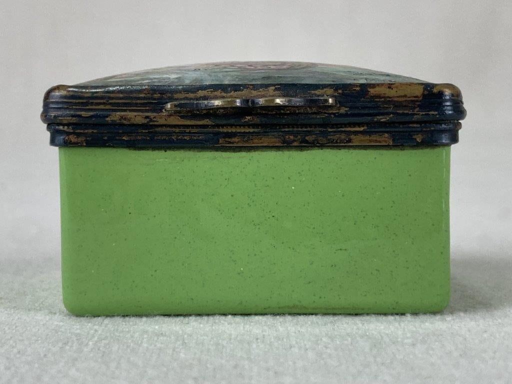 Antique French Enamel Snuff Box - 4