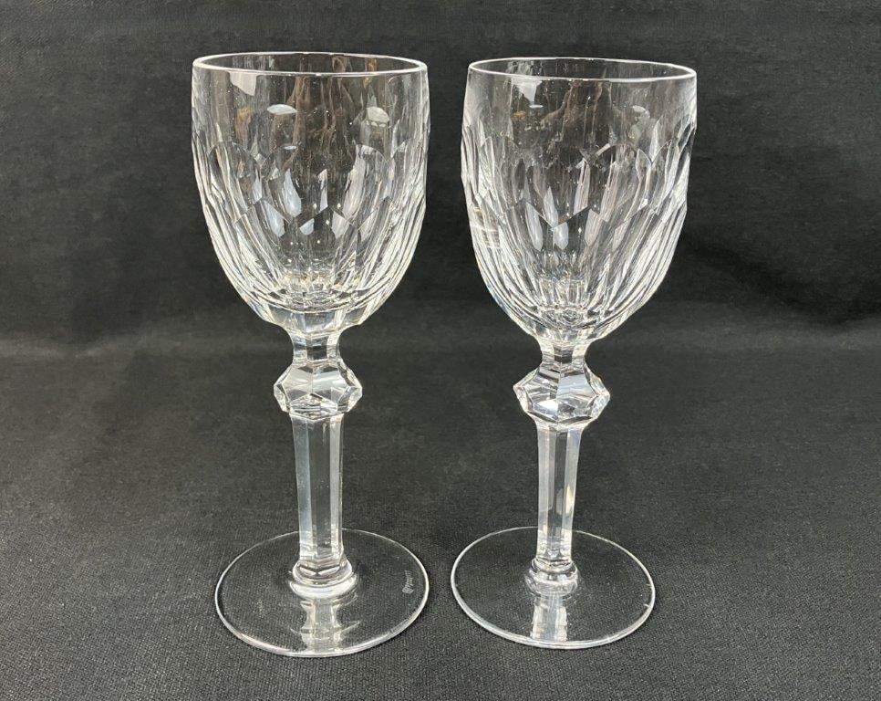 Pair of Waterford Crystal Curraghmore Wine Glasses: Elegant pair of fine crystal claret wine glasses beautifully showcases the unmatched brilliance, deep hand-cutting, and heavy, resonant composition characteristic of the world-renowned Waterford