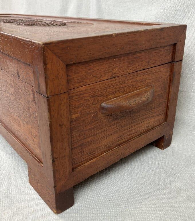Folk Art Carved Cedar Alligator Chest - 5