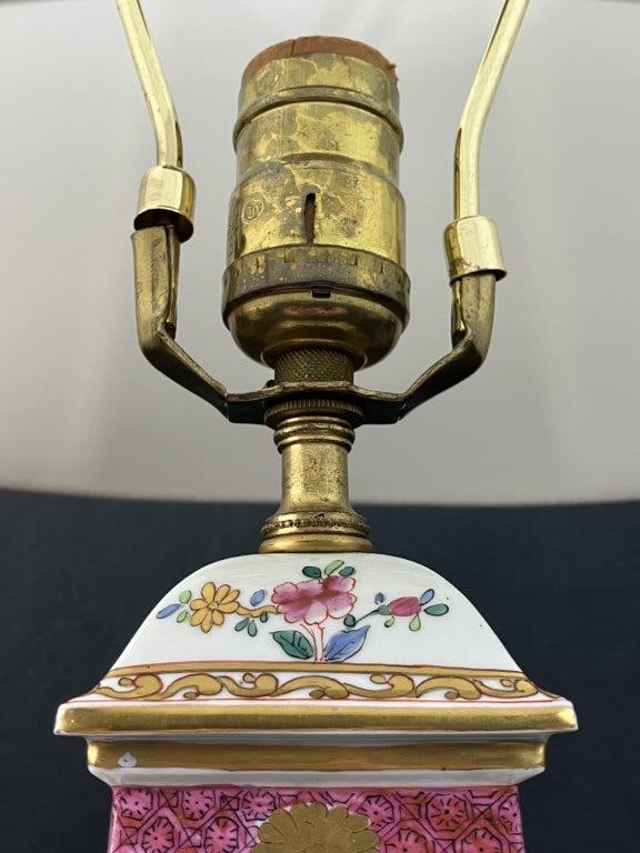 Porcelain de Paris Hand-Painted Armorial Lamp - 5