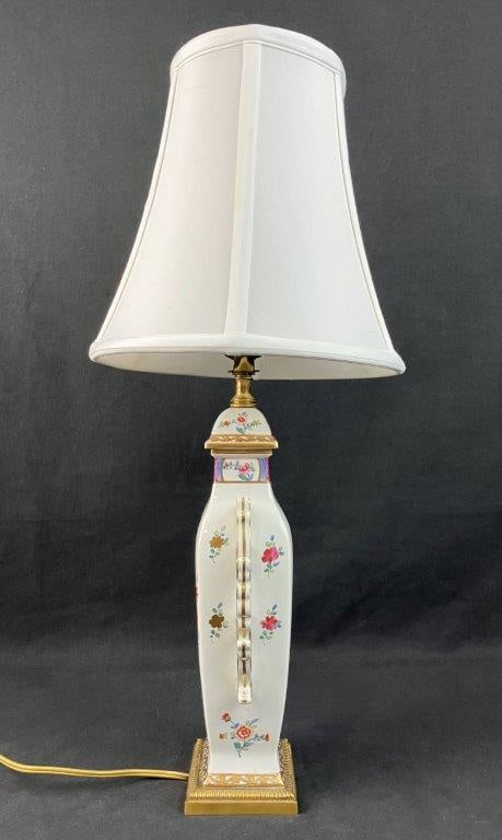 Porcelain de Paris Hand-Painted Armorial Lamp - 6