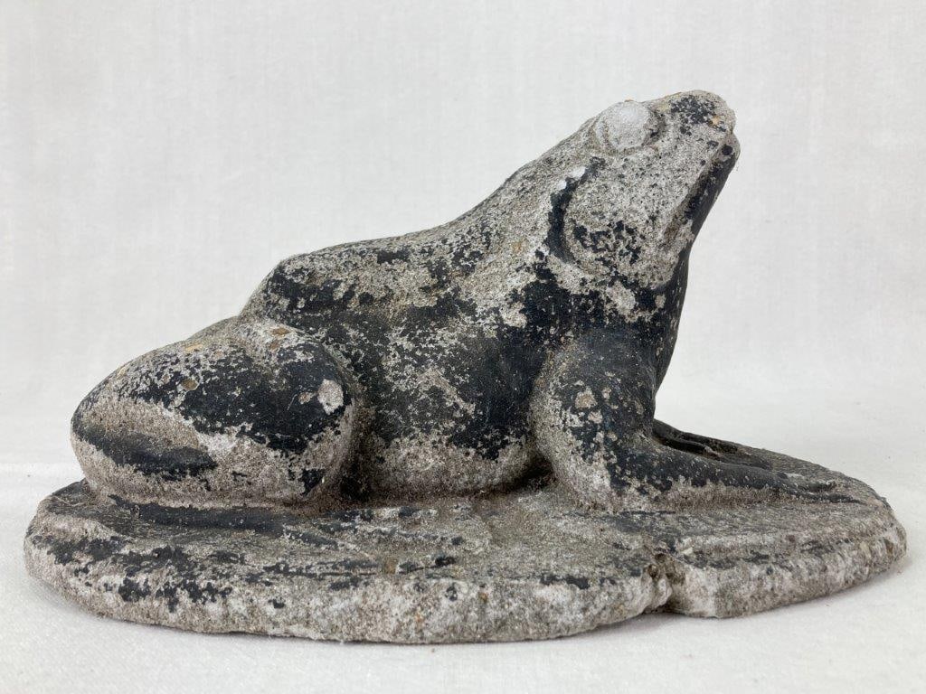 Cast Cement Garden Frog Statue - 3