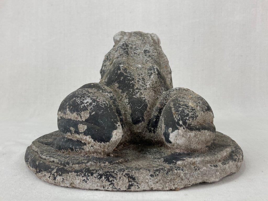 Cast Cement Garden Frog Statue - 7