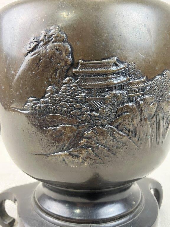 Japanese Bronze Usubata Ikebana Vase - 7