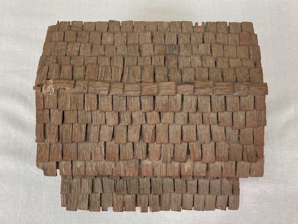 Folk Art Log Cabin Jewelry Box - 3