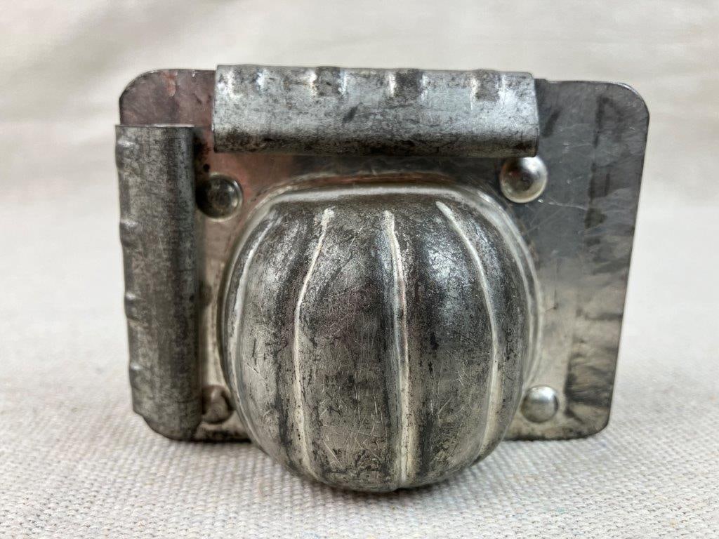 Halloween Jack-o-Lantern Candy Mold - 4